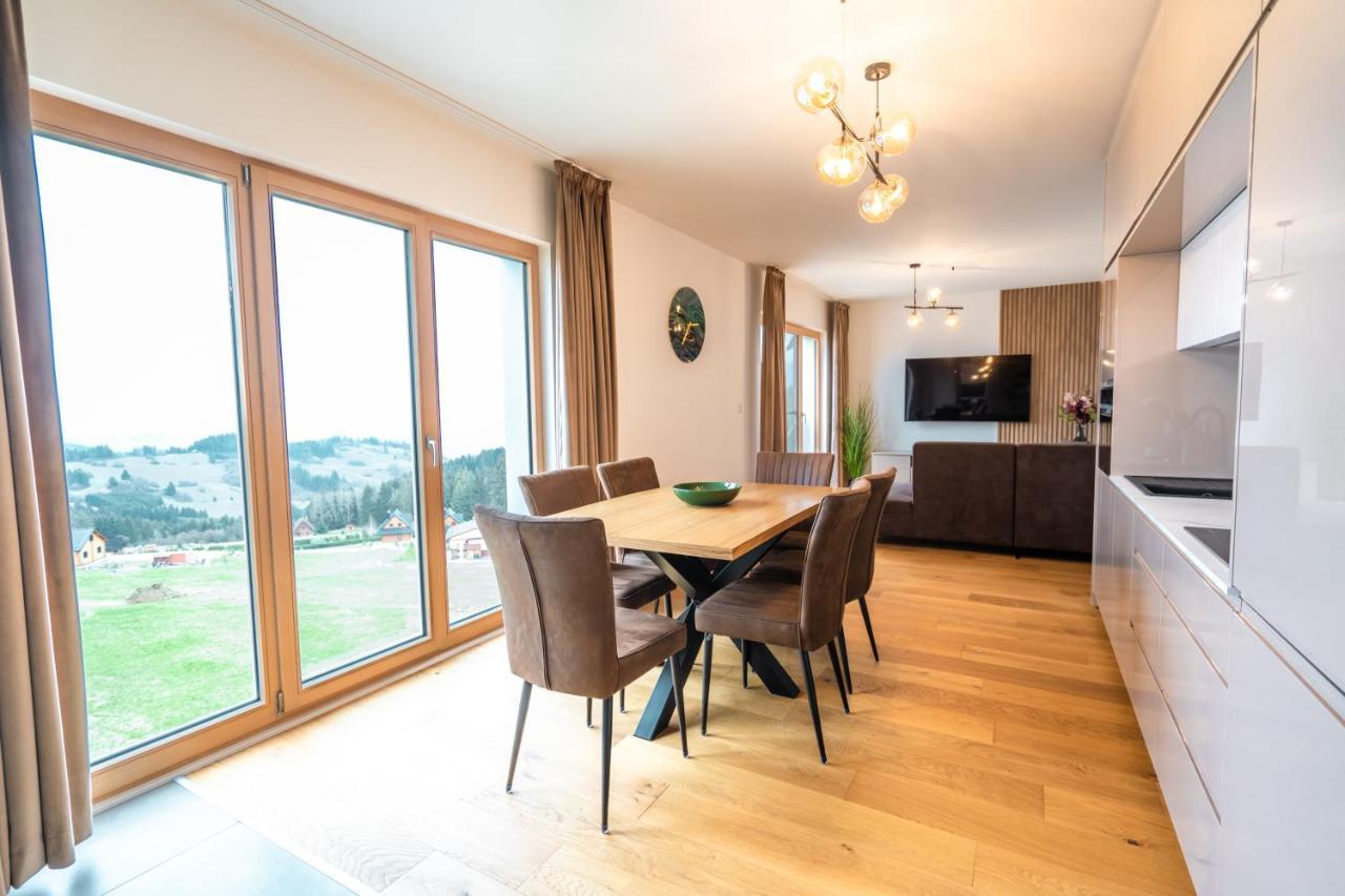 Family Apartment Kubinska Hola Dolny Kubin Eksteriør bilde